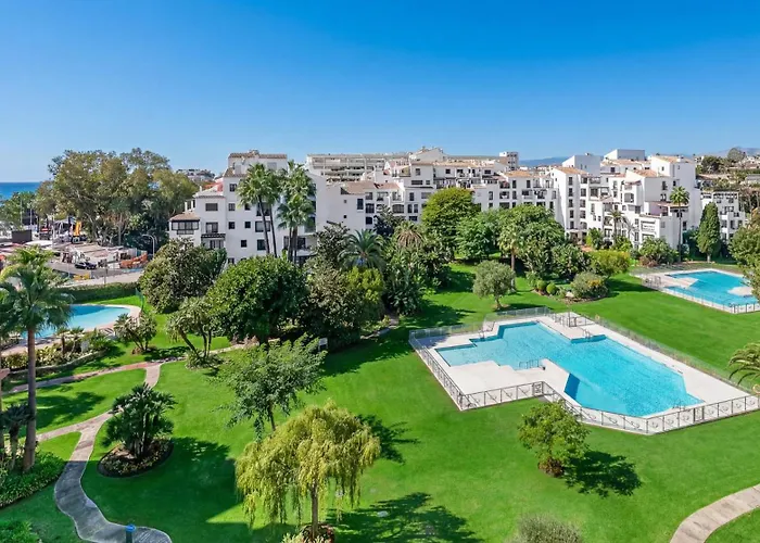 Vacation Marbella: Puerto Banus With Marina Access Apartment Marbella