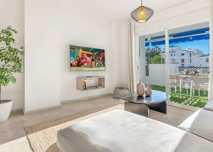 Vacation Marbella: Puerto Banus With Marina Access *